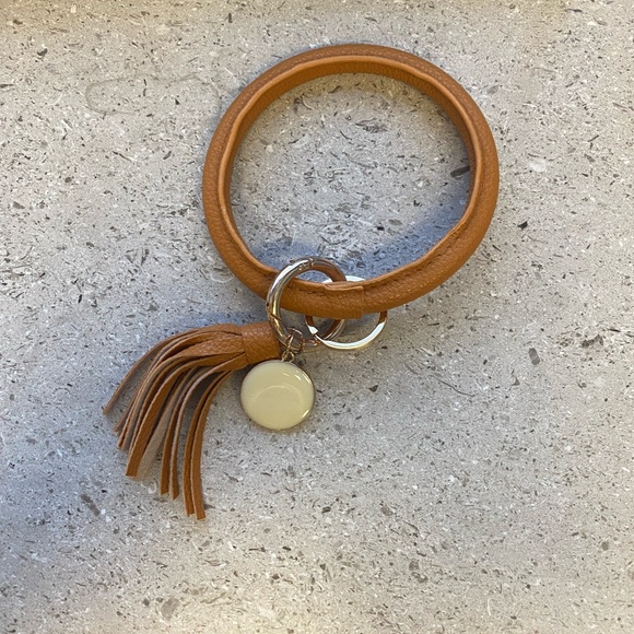 🔥 2 for $15 DEAL – READ FIRST🔥Tassel Keychain Bracelet with Charm - Picture 2 of 3